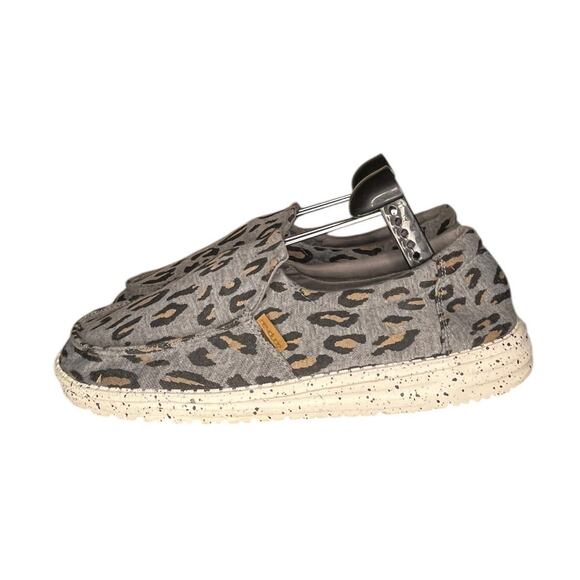 Hey Dude Misty Charcoal Cheetah Print Gray Womens Size 11 Casual Shoes Loafers - Picture 1 of 6